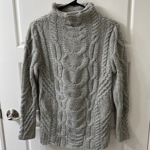 Aran Mor authentic Irish Cable Knit sweater size small - Picture 1 of 4